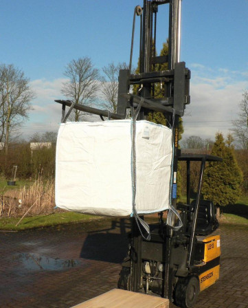 Big-bag capacité de charge 1350 kg, 4 sangles de levage